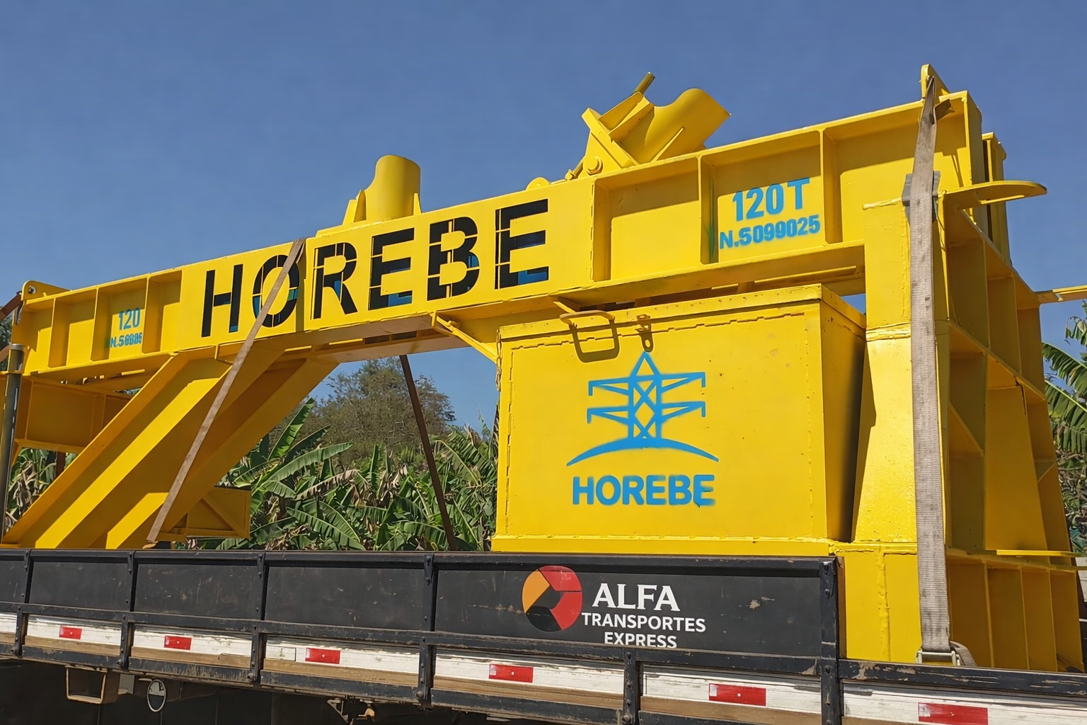 Caminhão Alfa Transportes 1